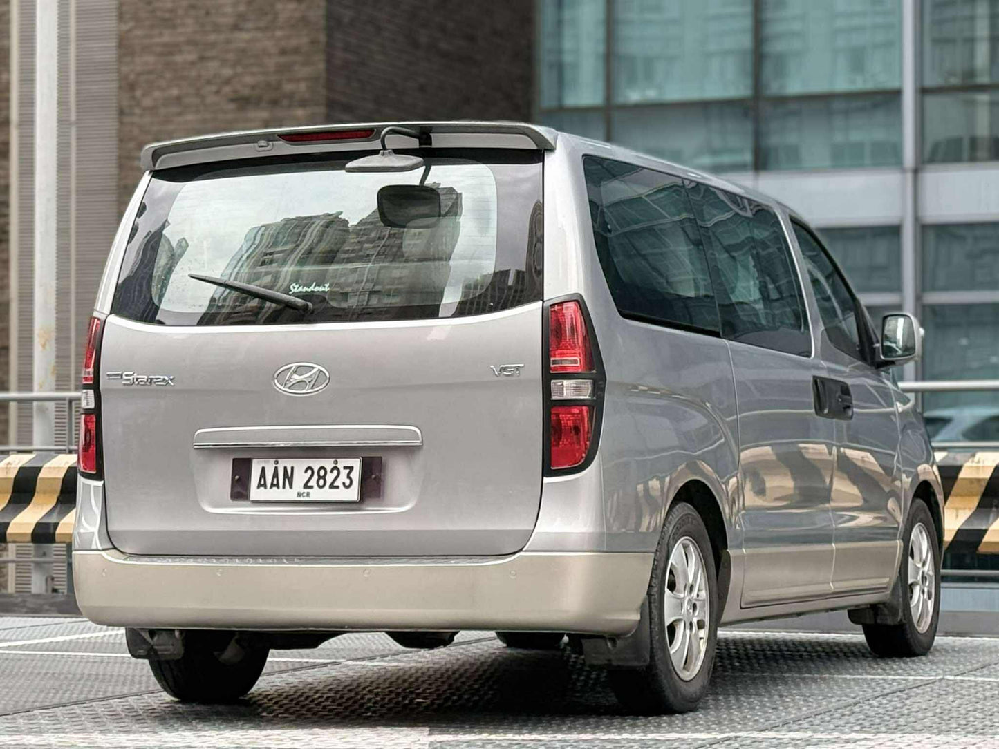 2015 Hyundai Grand Starex HVX 2.5, Automatic, Diesel