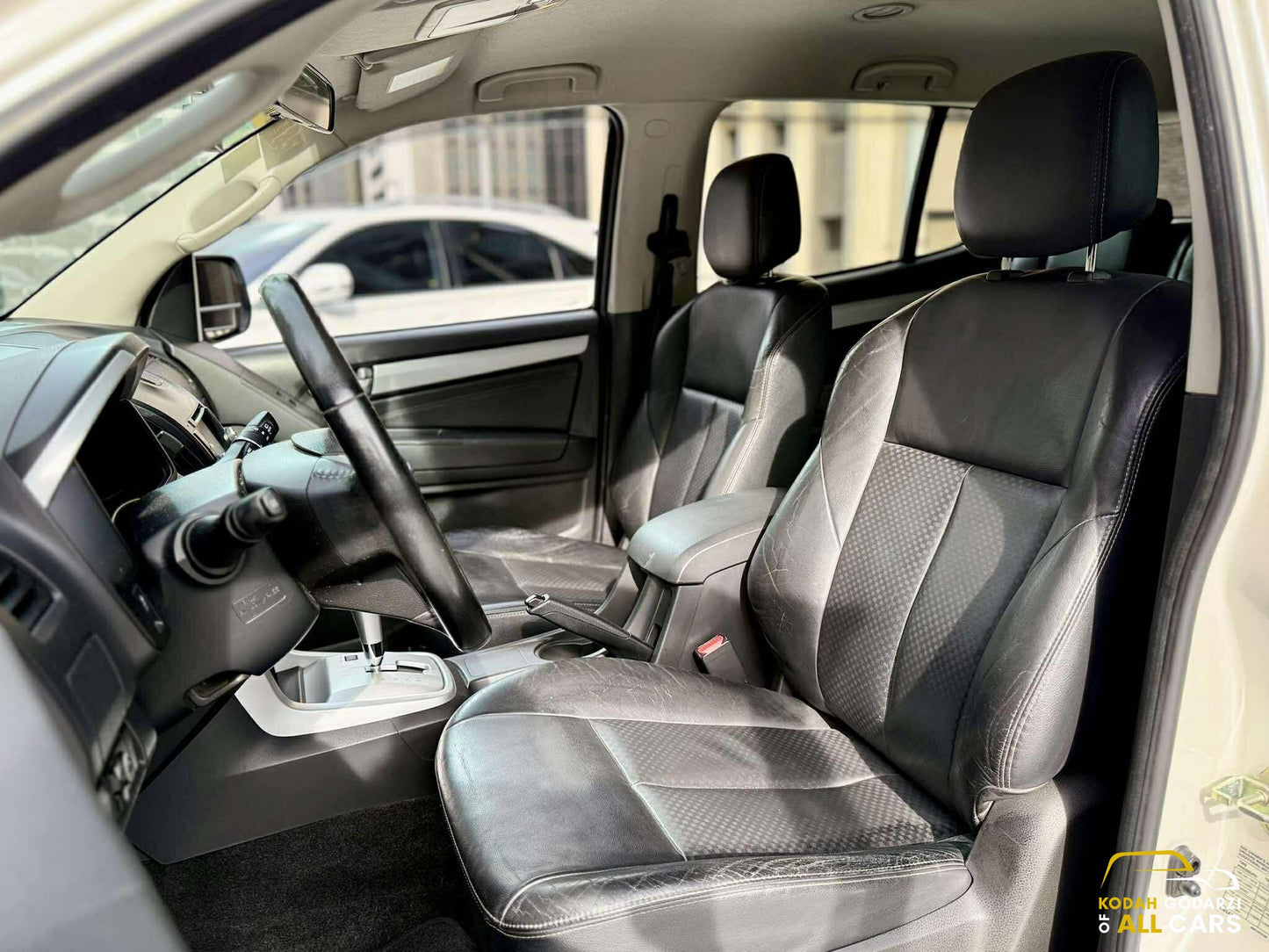 2017 Isuzu MUX LSA 4x2 2.5, Automatic, Diesel