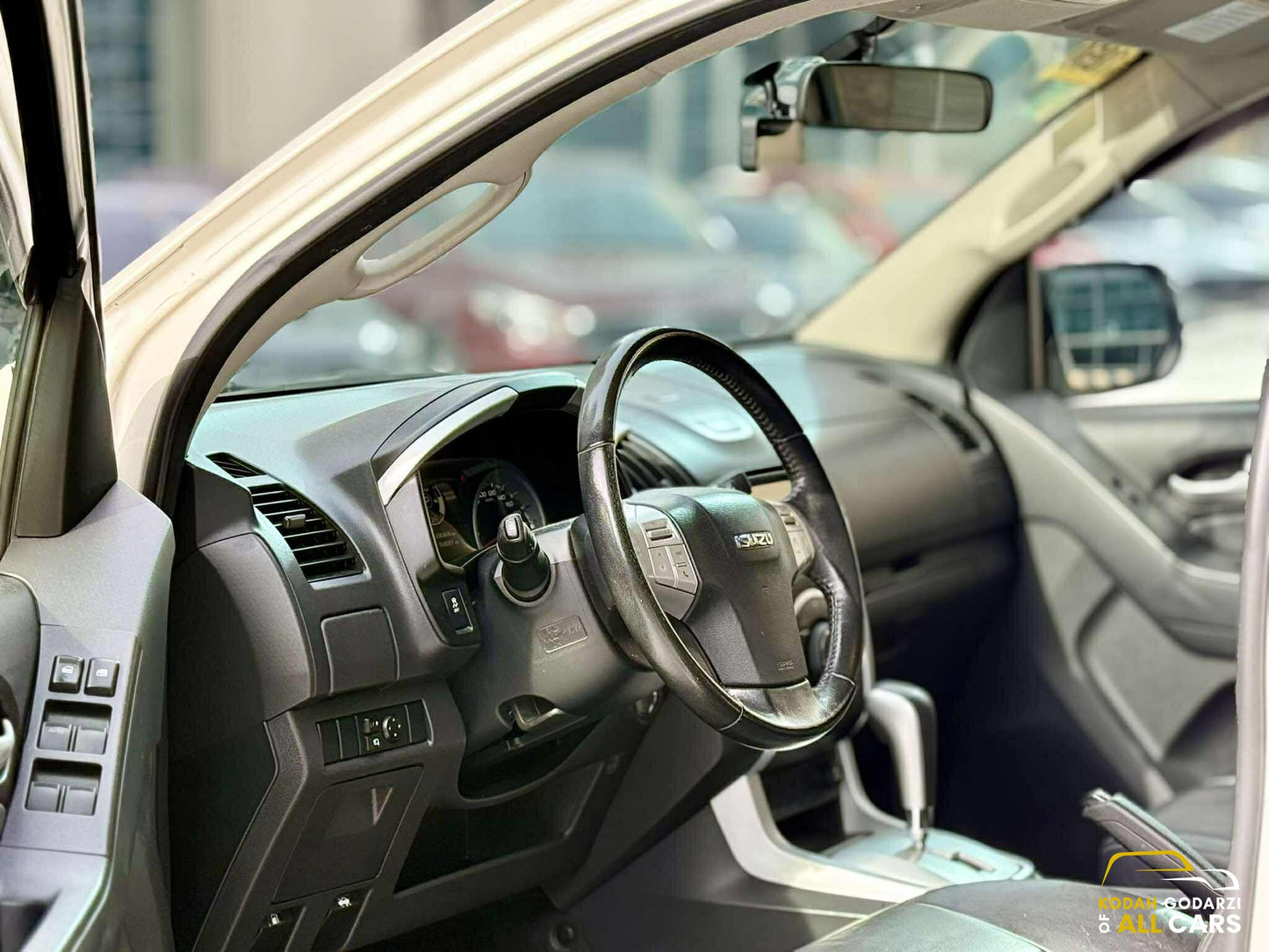 2017 Isuzu MUX LSA 4x2 2.5, Automatic, Diesel