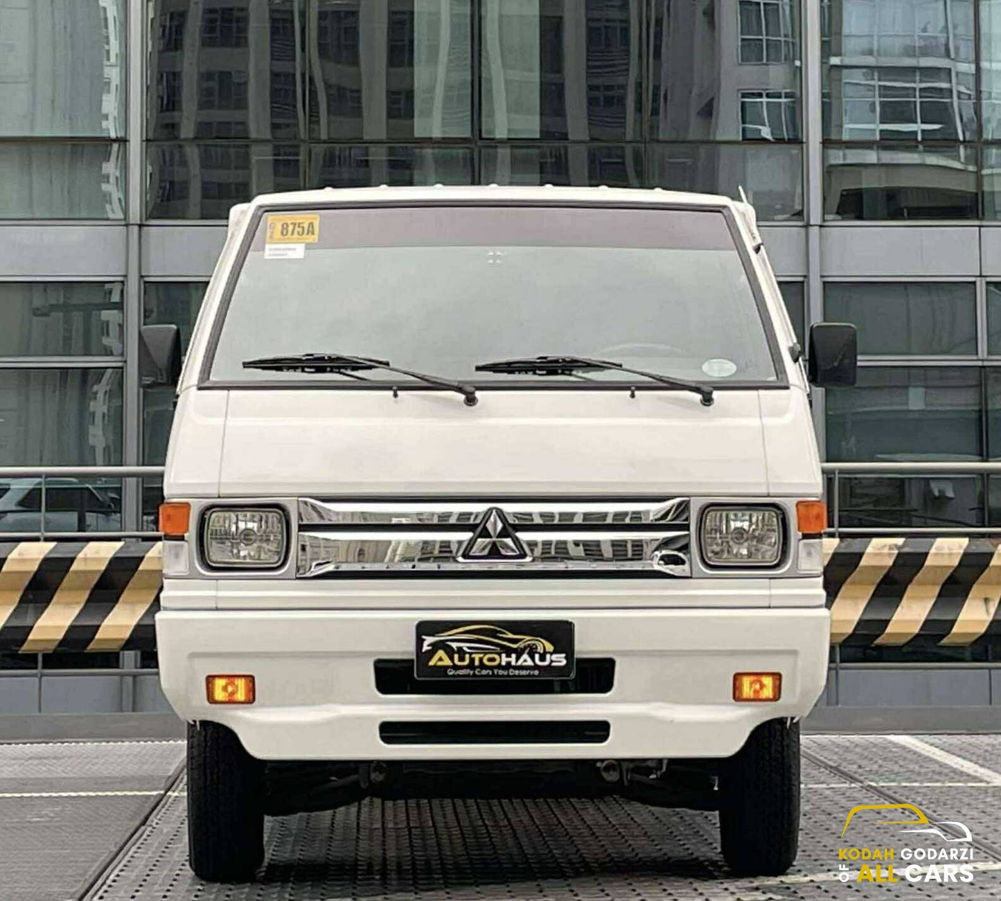 2025 Mitsubishi L300 2.2D FB Body Dual Ac, Manual, Diesel