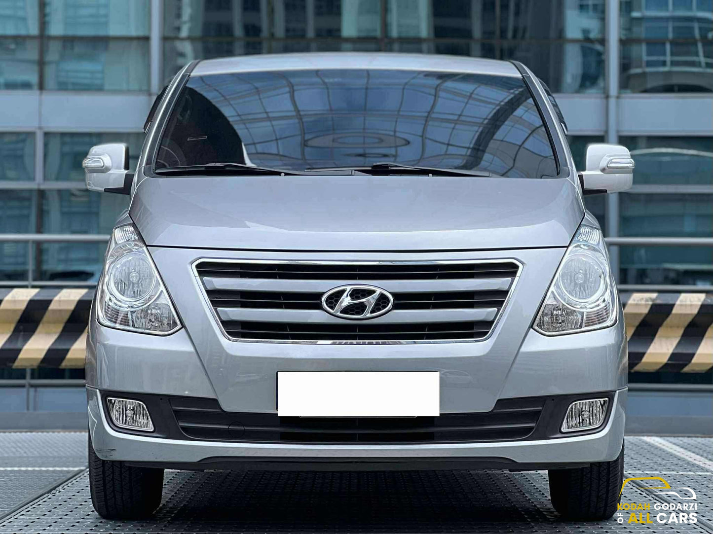2018 Hyundai Grand Starex Modern 2.5L,  Automatic, Diesel