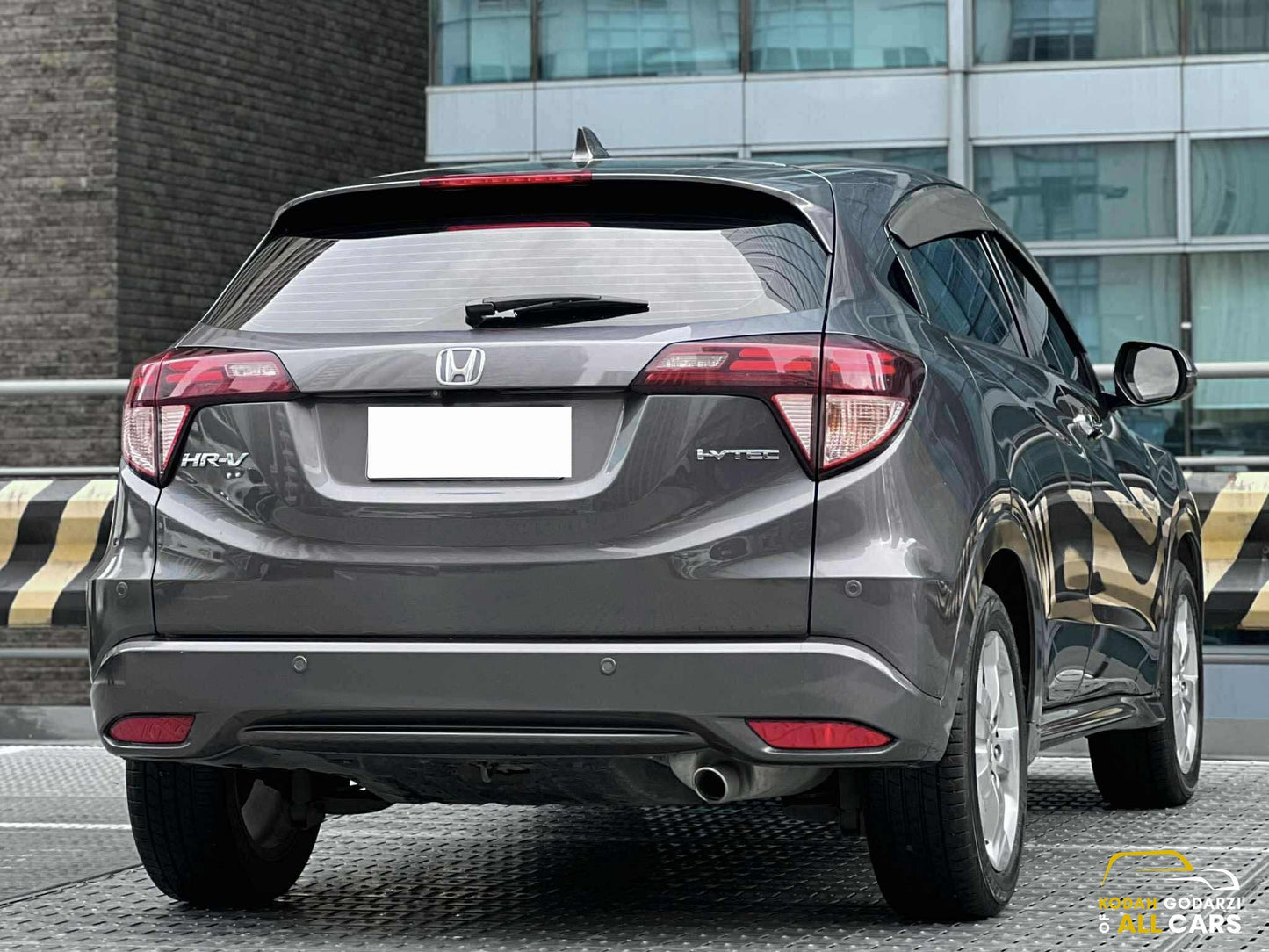2016 Honda HRV 1.8 EL, Automatic, Gas