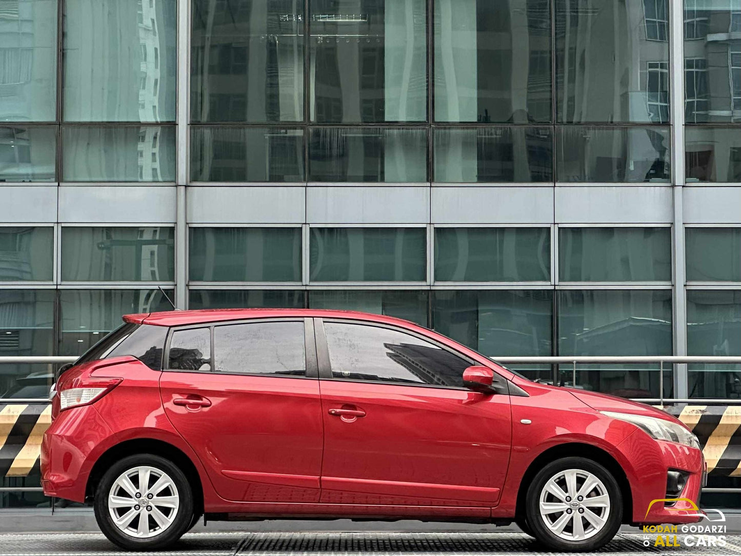 2015 Toyota Yaris 1.3 E, Automatic, Gas