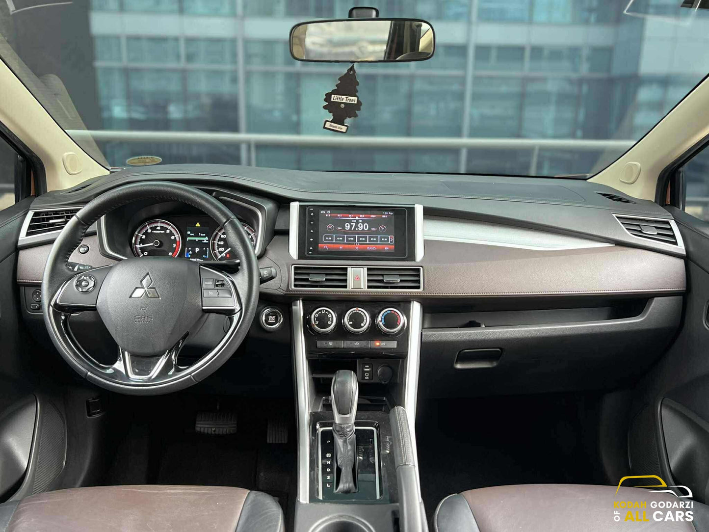 2022 Mitsubishi Xpander Cross 1.5, Automatic, Gas