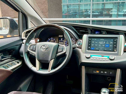 2022 Toyota Innova 2.8 V, Automatic, Diesel