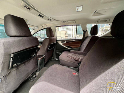 2022 Toyota Innova 2.8 V, Automatic, Diesel