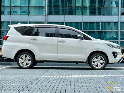 2022 Toyota Innova 2.8 V, Automatic, Diesel