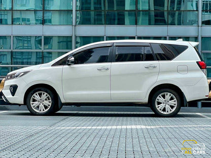 2022 Toyota Innova 2.8 V, Automatic, Diesel