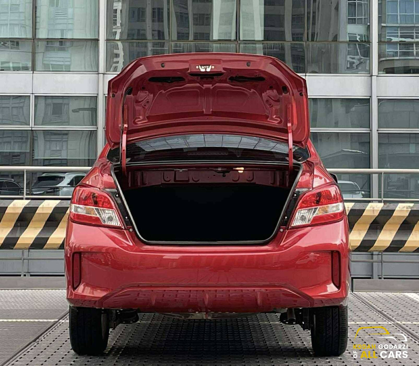 2025 Mitsubishi Mirage G4 GLX, Automatic, Gas