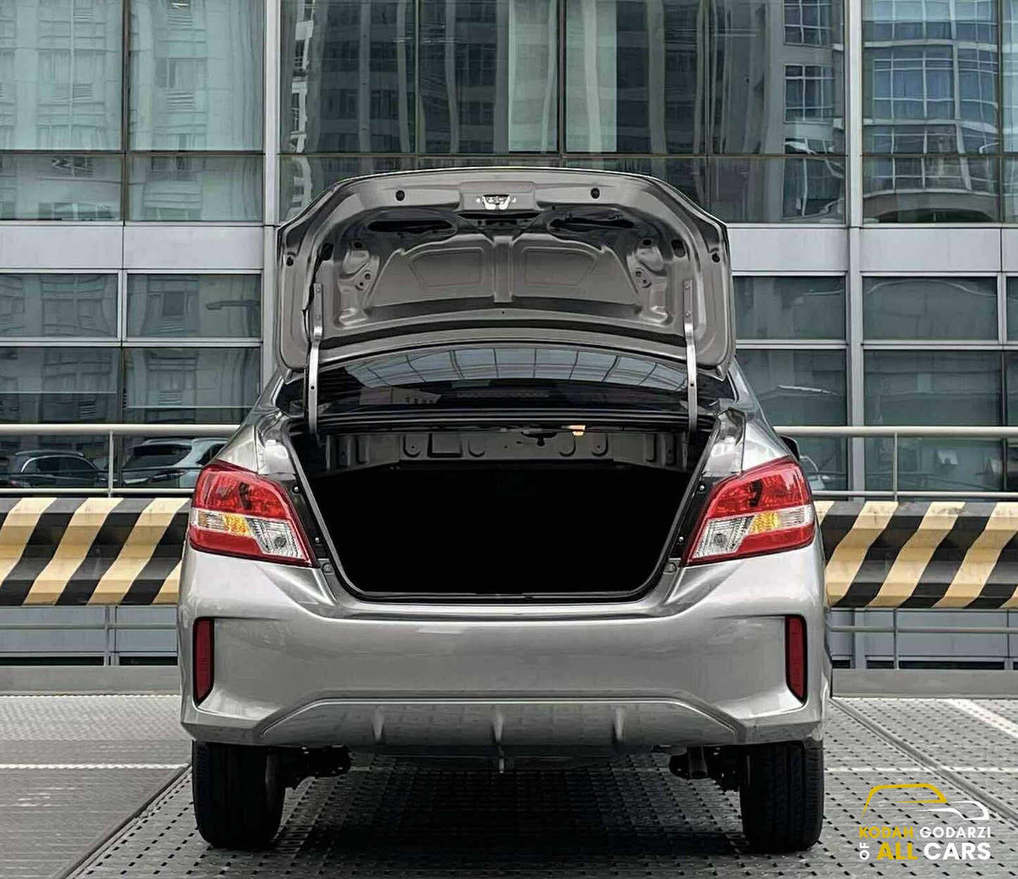 2025 Mitsubishi Mirage G4 GLX, Automatic, Gas