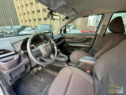 2024 Toyota Avanza 1.3 E, Automatic, Gas