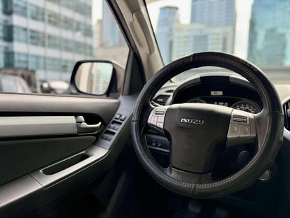 2018 Isuzu MUX LSA 4x2 2.5, Manual, Diesel