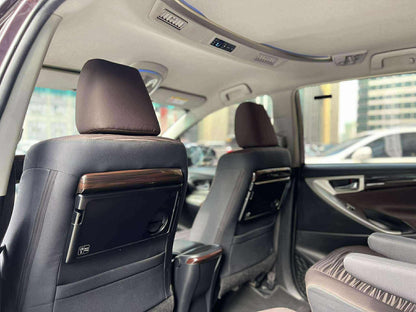 2022 Toyota Innova 2.8 V, Automatic, Diesel