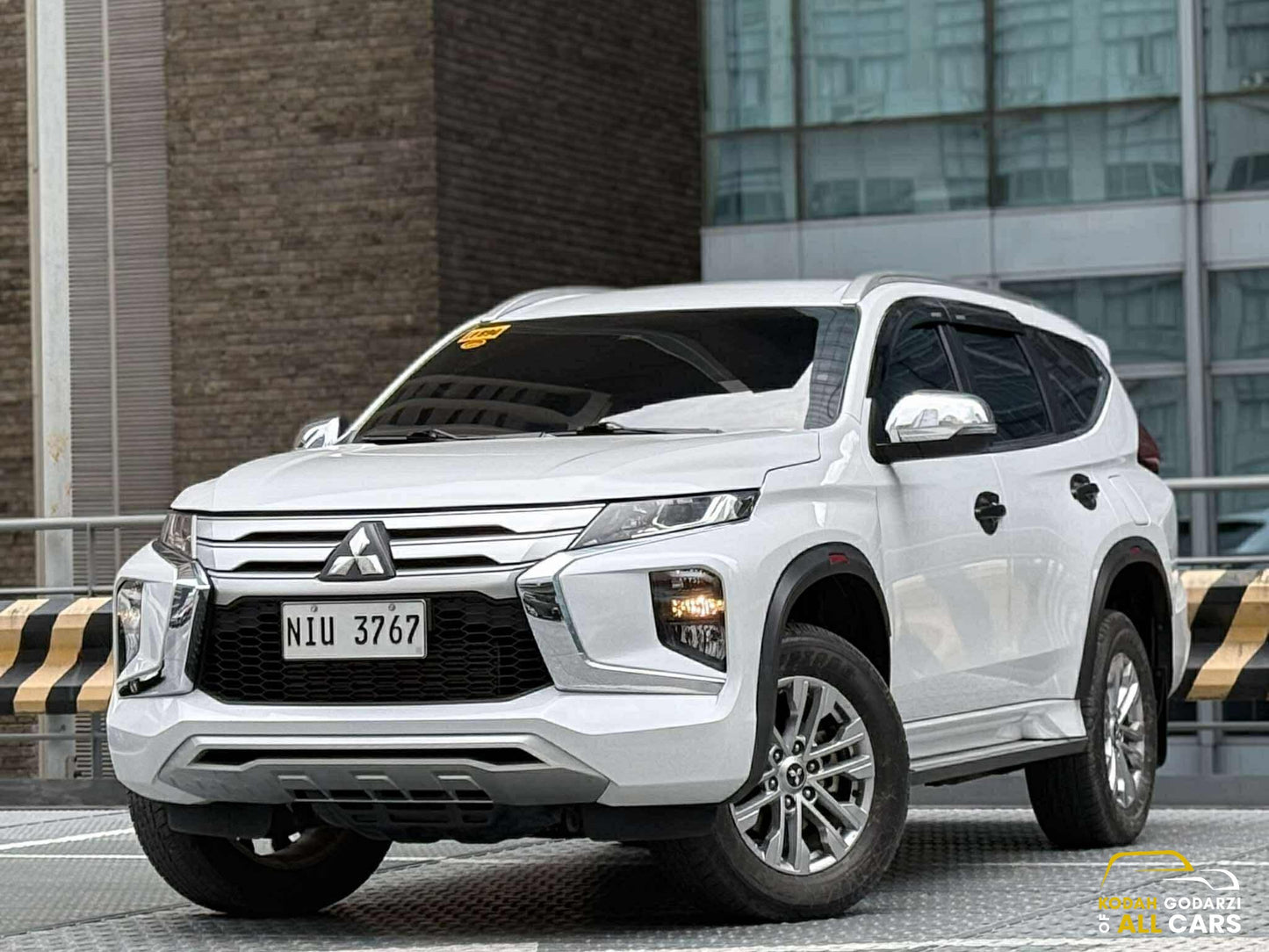 2024 Mitsubishi Montero GLX 2.5, Manual, Diesel