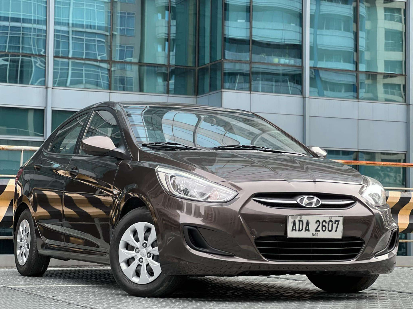 2015 Hyundai Accent, Manual, Gas