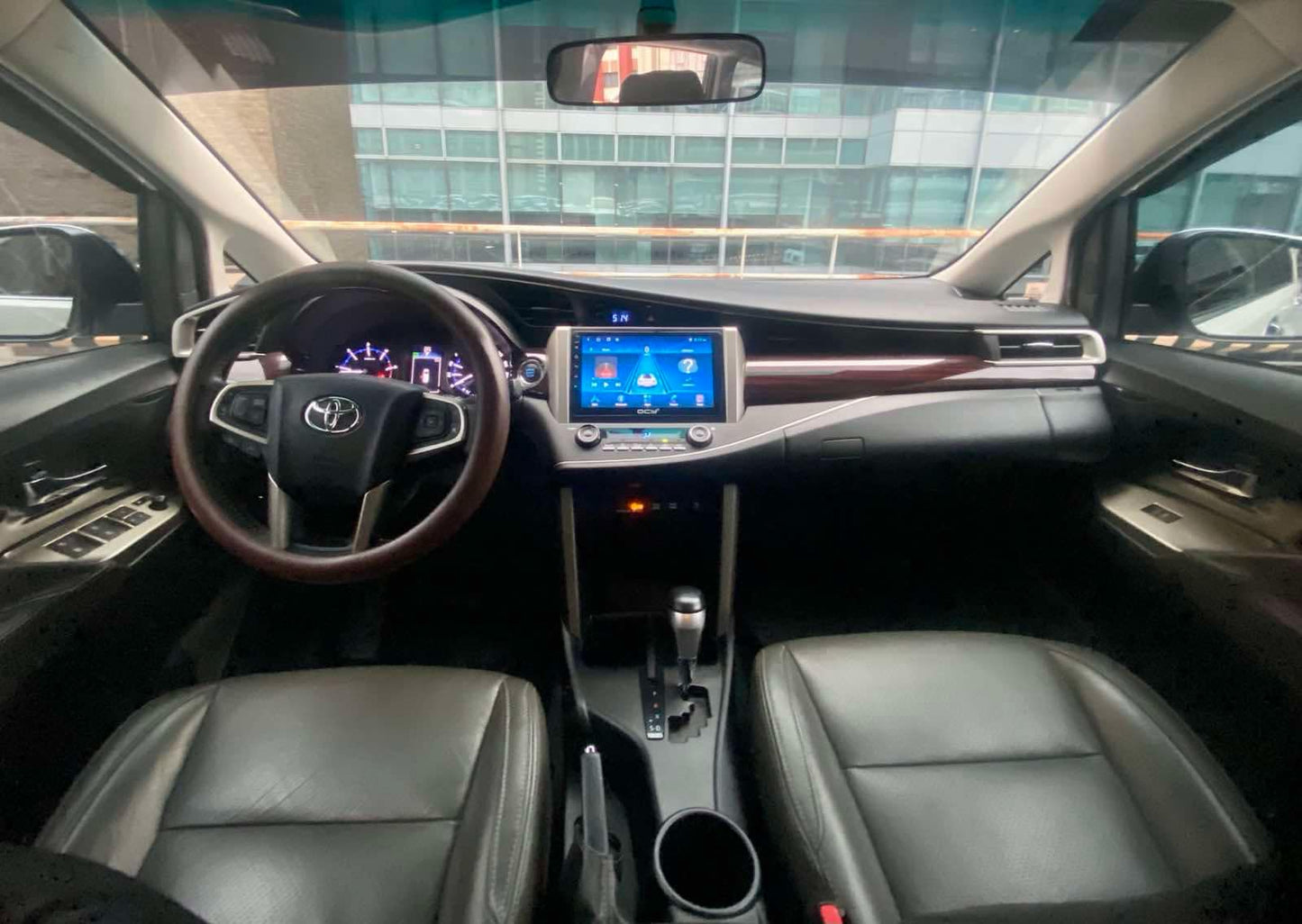 2018 Toyota Innova 2.8 V, Automatic, Diesel