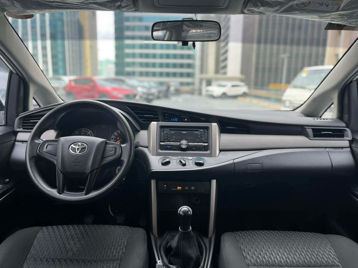 2020 Toyota Innova J 2.8, Manual, Diesel
