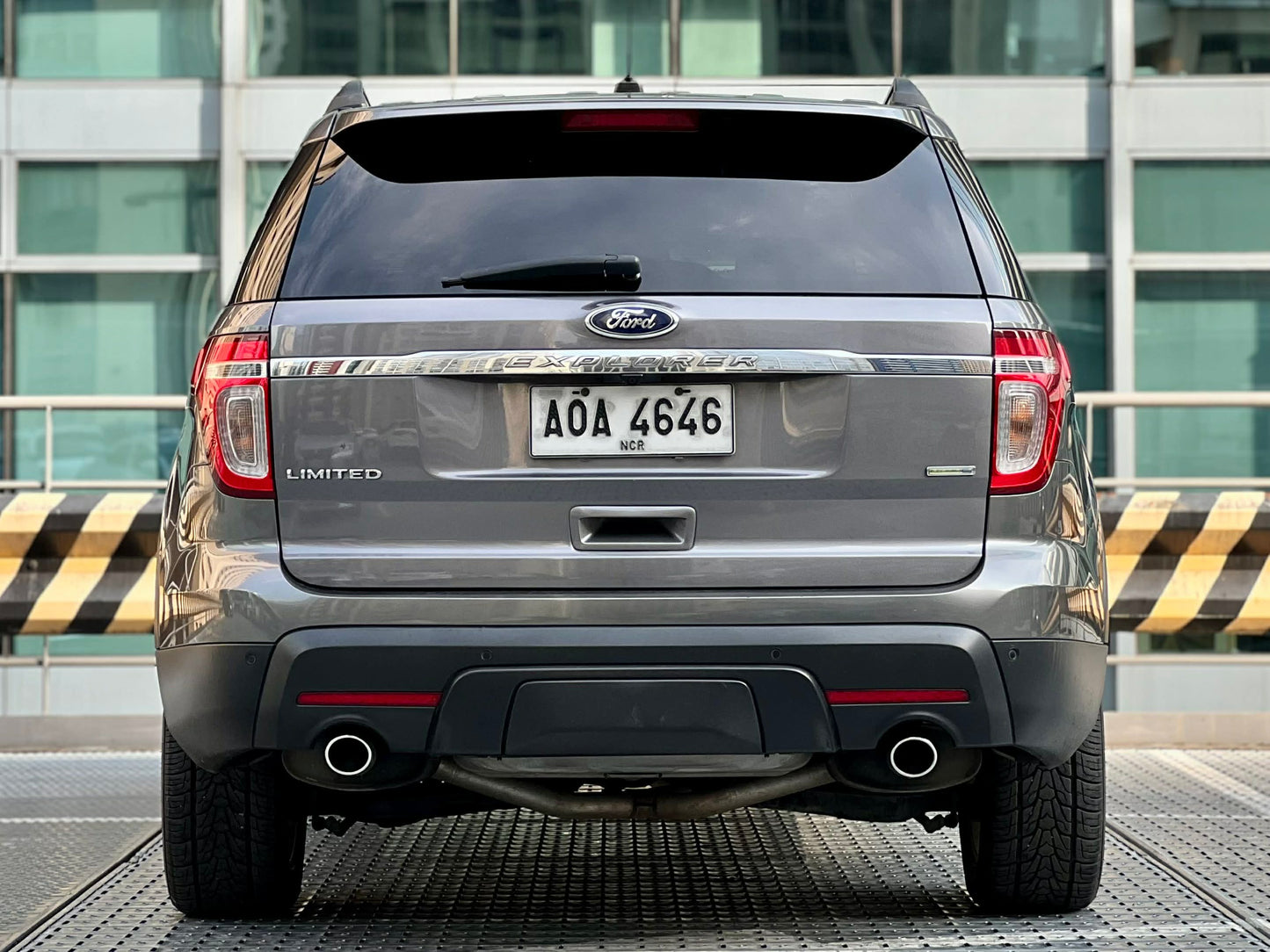 2014 Ford Explorer AWD 3.5, Automatic, Gas