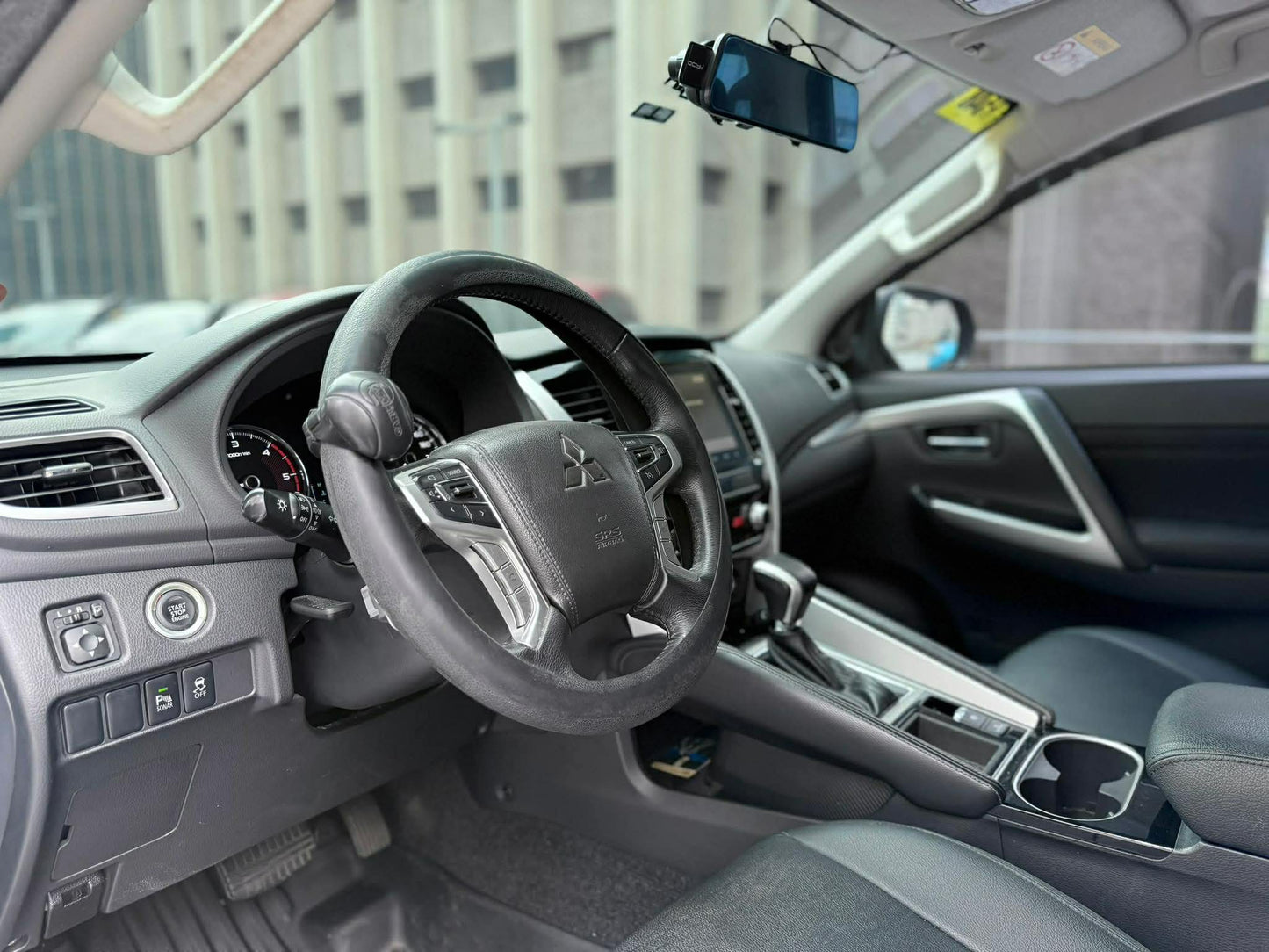 2023 Mitsubishi Montero 2.4 Sport GLS, Automatic, Diesel