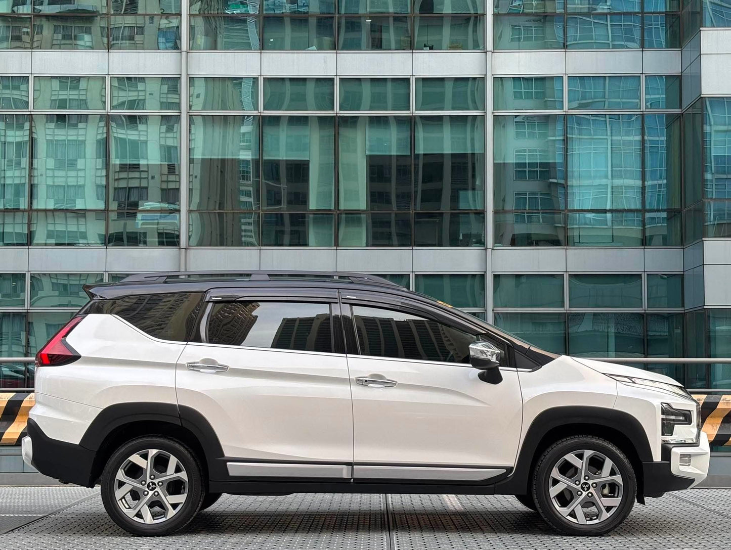 2024 Mitsubishi Xpander Cross 1.5, Automatic, Gas