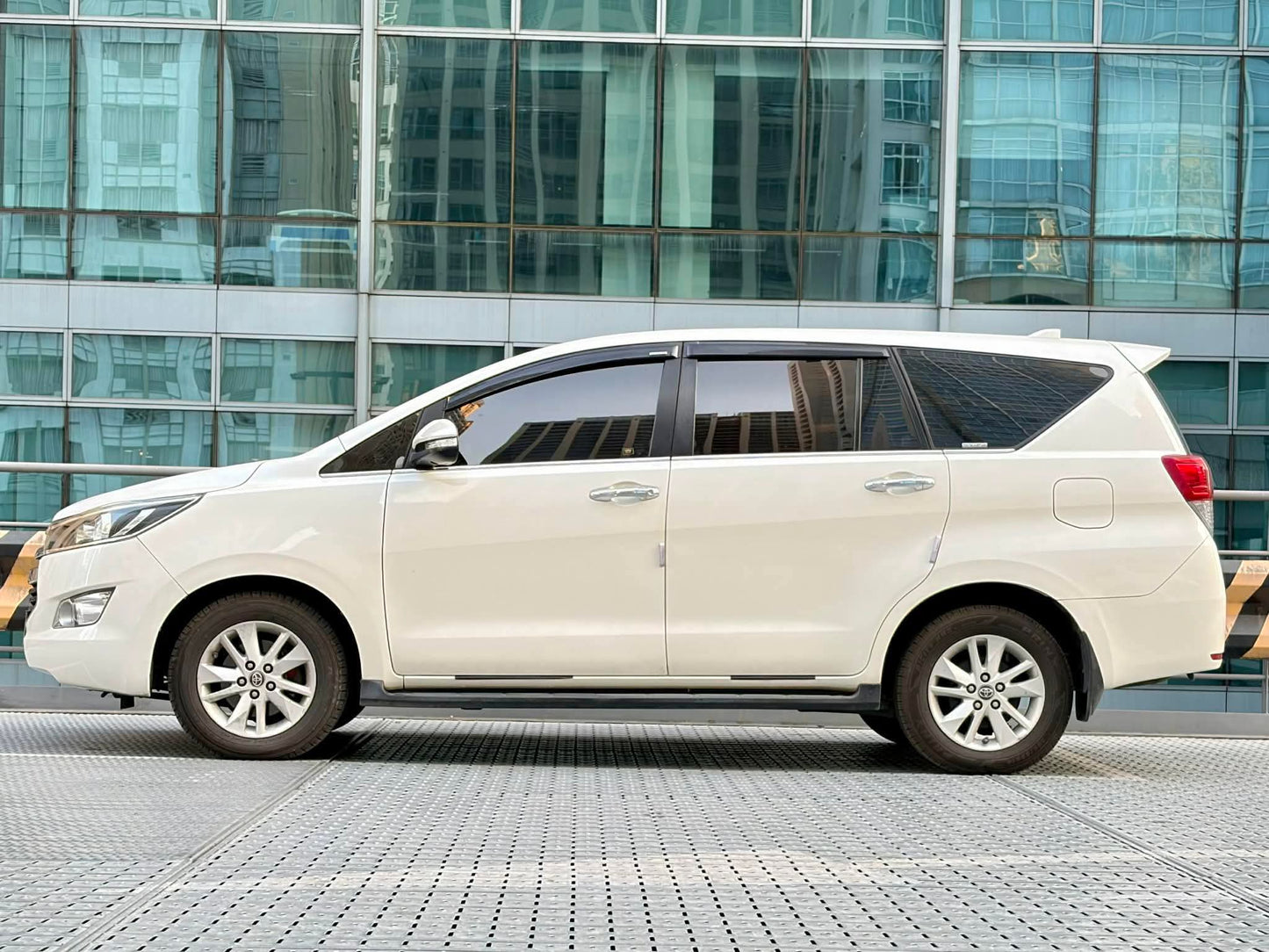 2017 Toyota Innova 2.8 G, Automatic, Diesel
