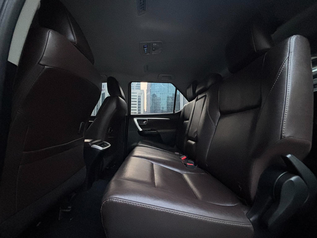2018 Toyota Fortuner 2.4 V, Automatic, Diesel