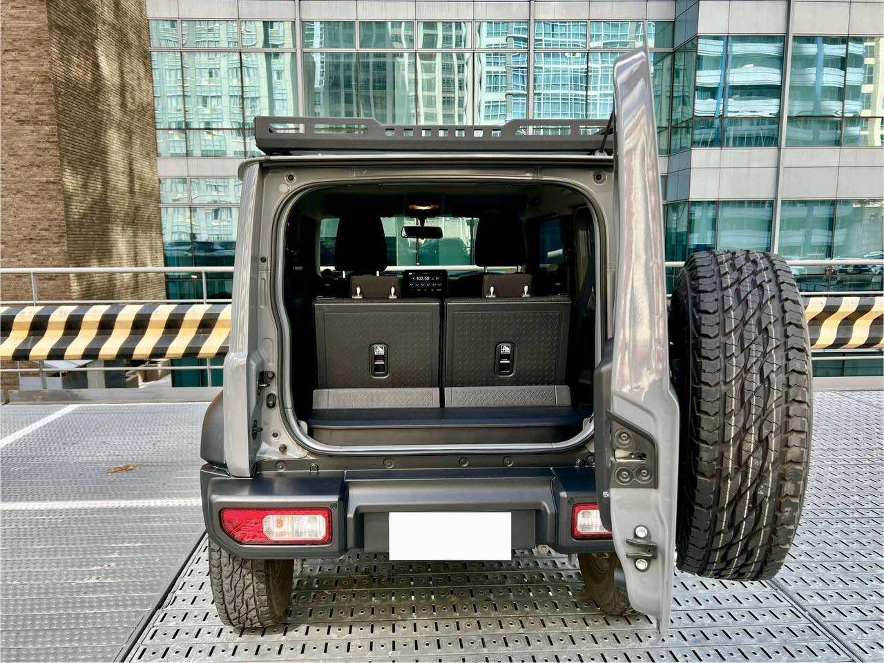 2022 Suzuki Jimny 4x4 3 Door, Automatic, Gas