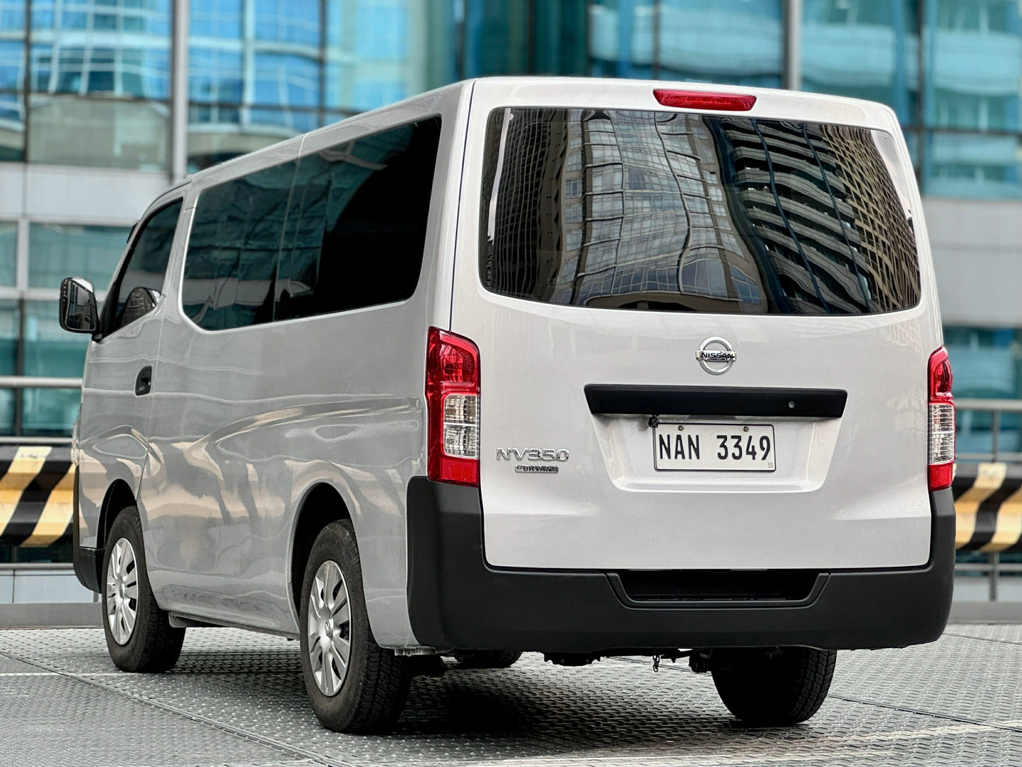 2020 Nissan Urvan NV350 2.5, Manual, Diesel