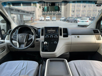 2021 Toyota Hiace Gl Grandia 2.8, Manual, Diesel