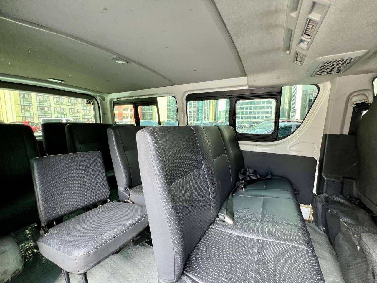 2017 Toyota Commuter 3.0, Manual, Diesel