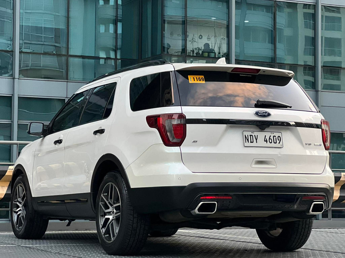 2016 Ford Explorer 3.5 S 4x4, Automatic, Gas