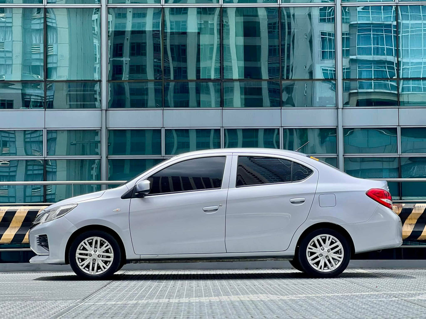 2023 Mitsubishi Mirage G4 GLX, Automatic, Gas