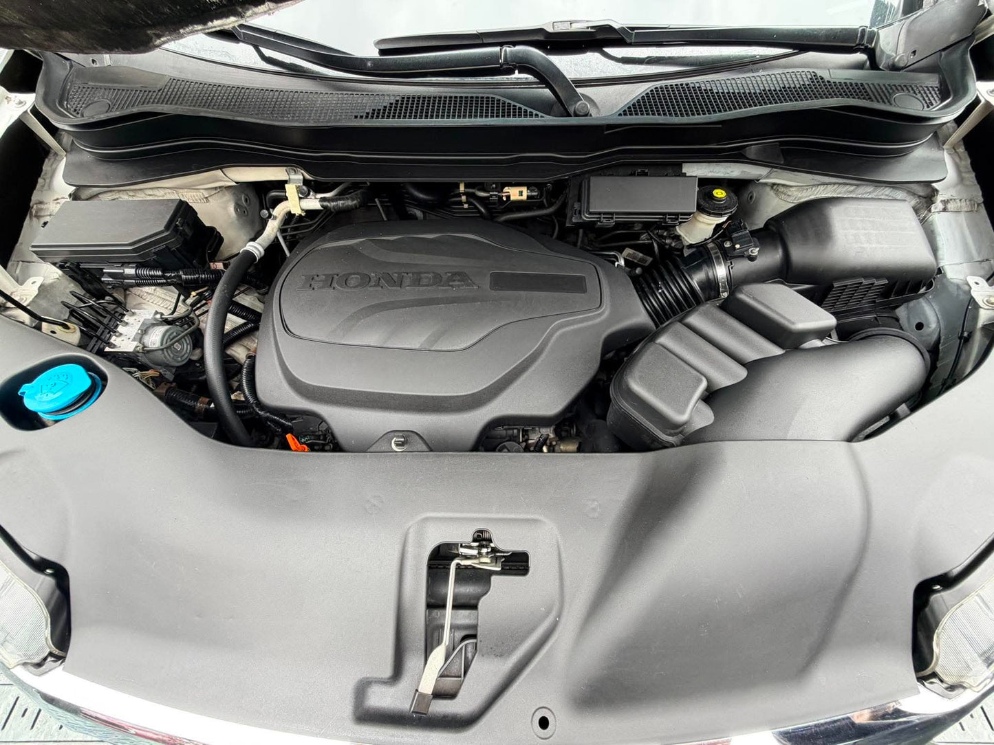 2016 Honda Pilot AWD 3.5,  Automatic, Gas