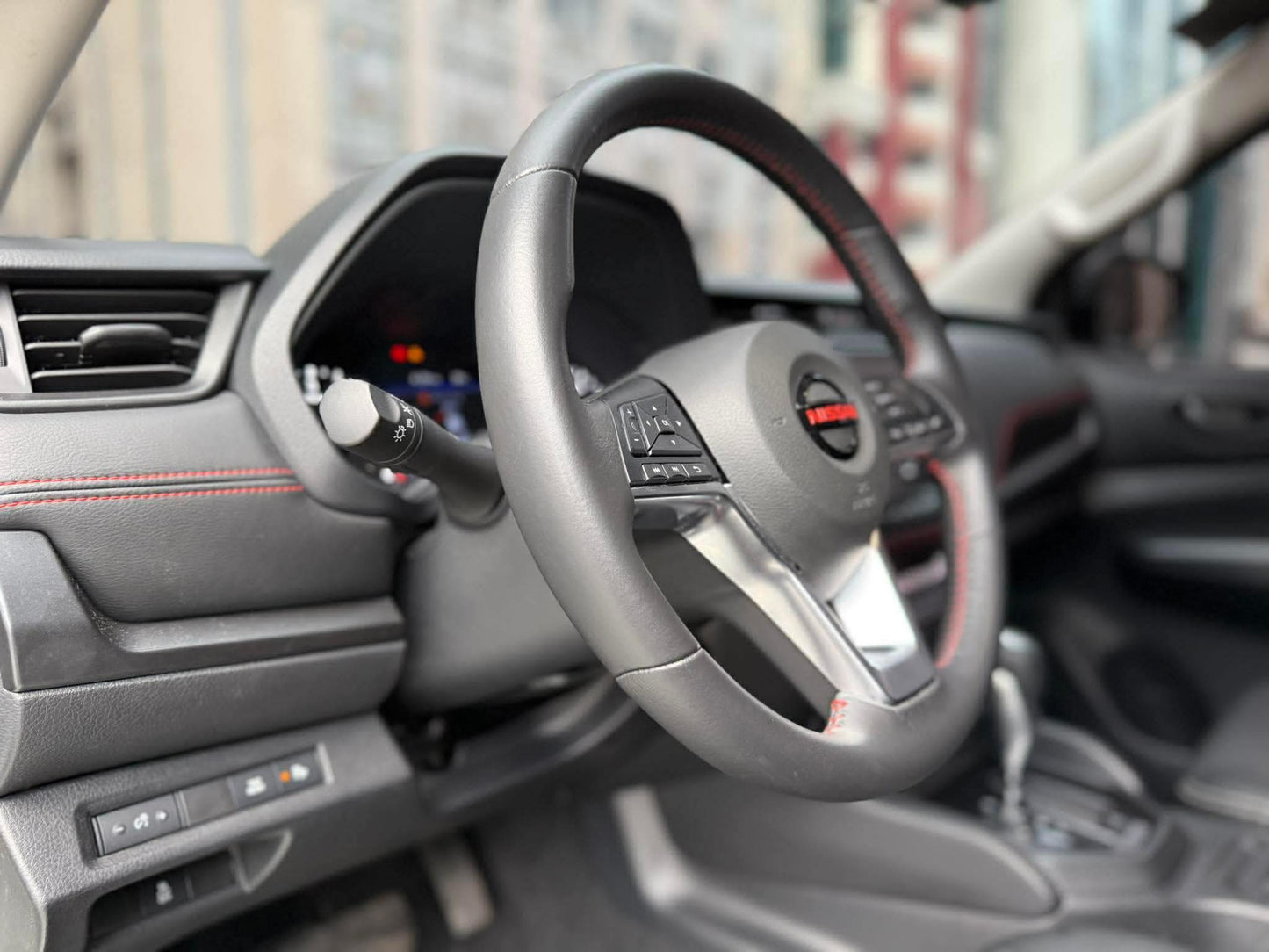 2025 Nissan Navara 2.5 Calibre-X, Automatic, Diesel