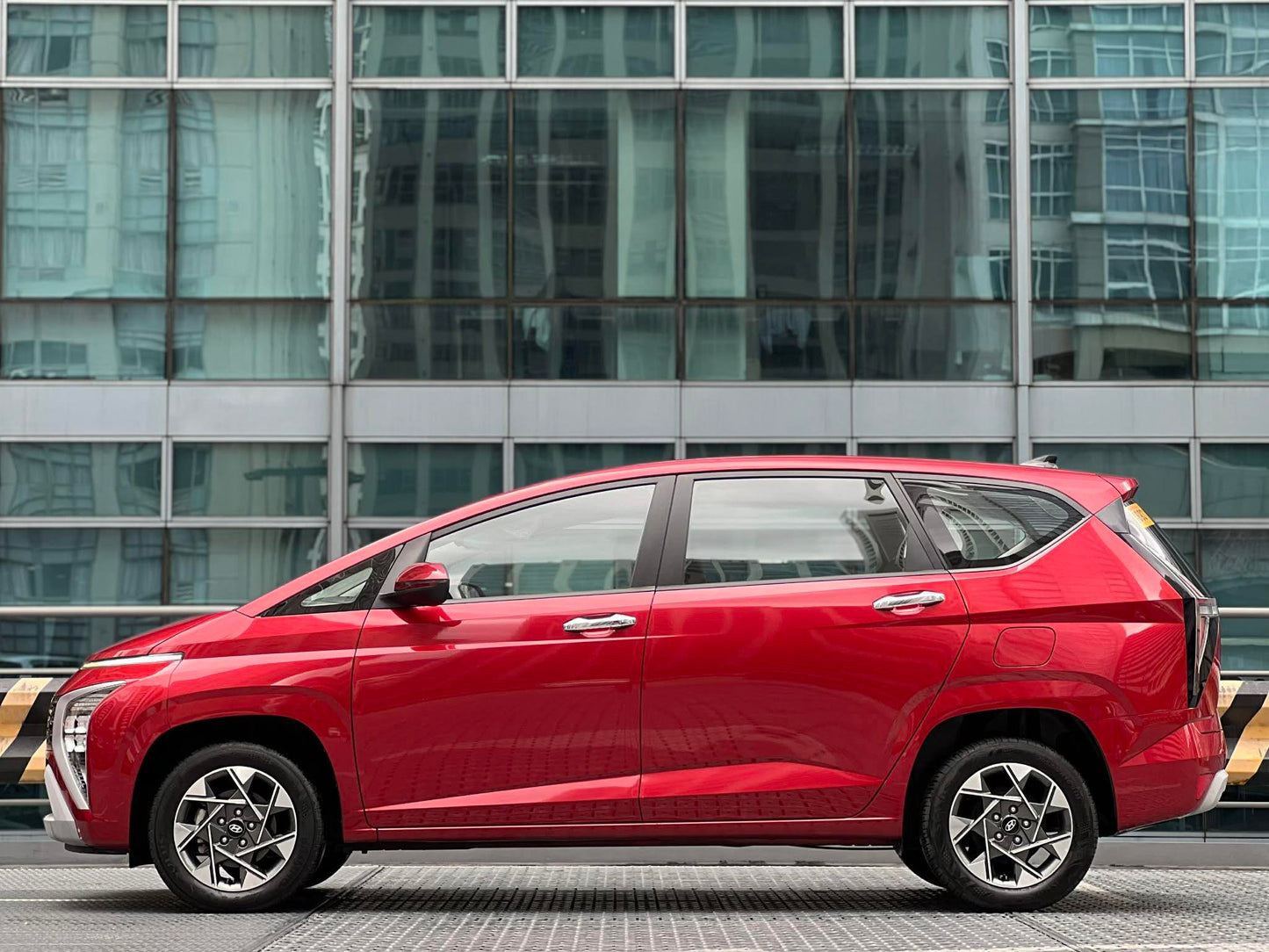 2023 Hyundai Stargazer GLS Premium IVT, Automatic, Gas