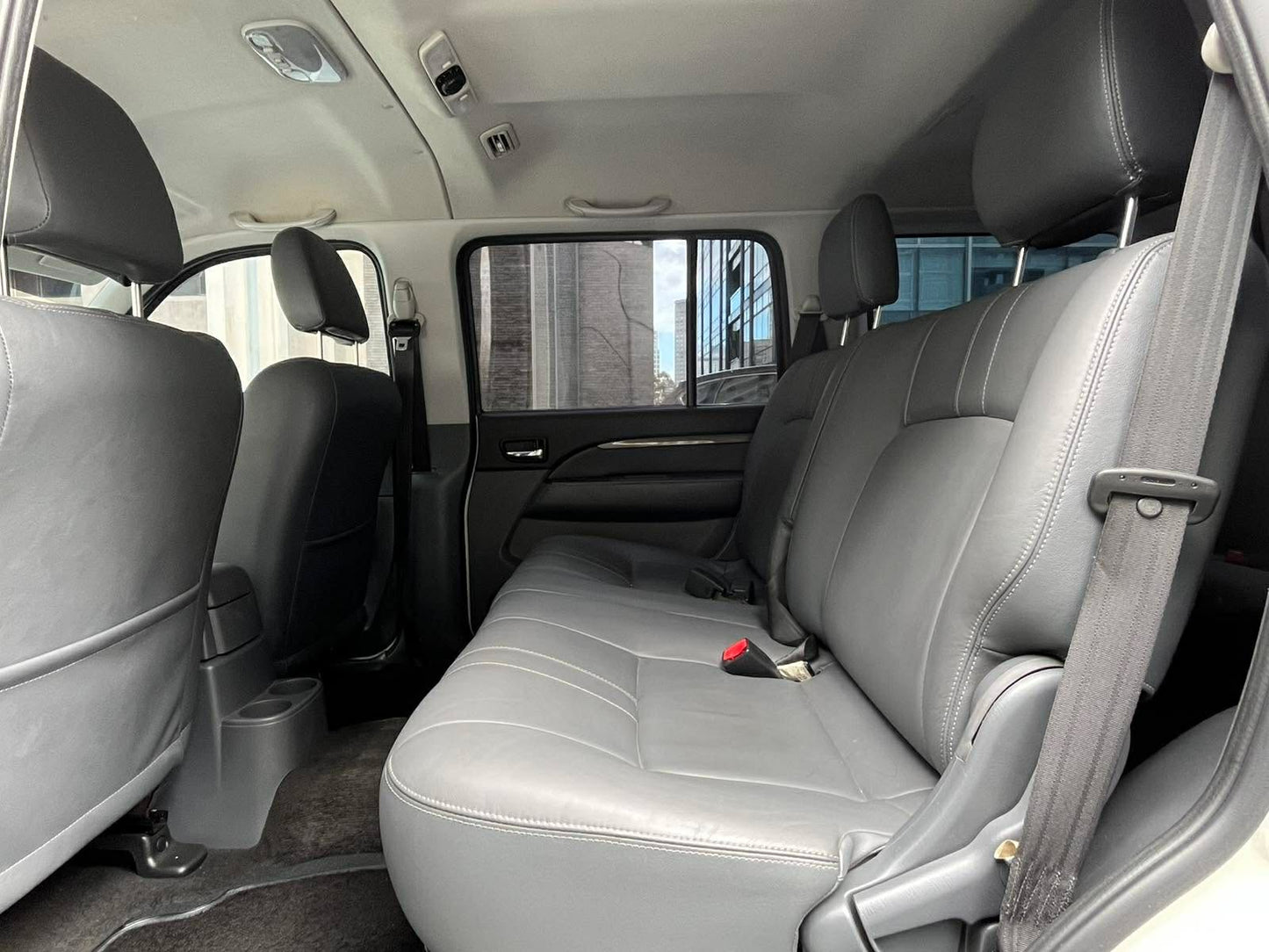 2014 Ford Everest 4x2 2.5, Automatic, Diesel