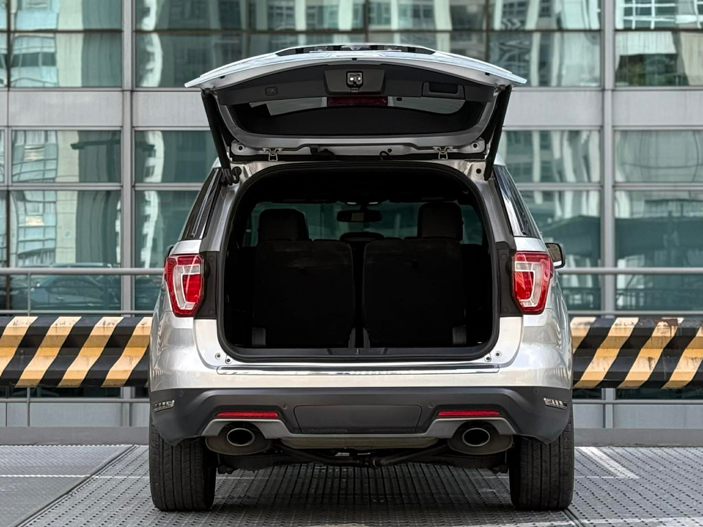 2017 Ford Explorer 2.3 4x2, Automatic, Gas