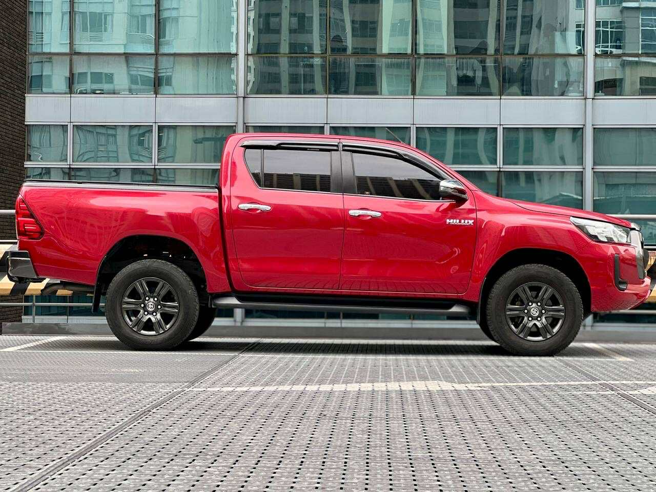 2021 Toyota Hilux 4x2 G, Automatic, Diesel