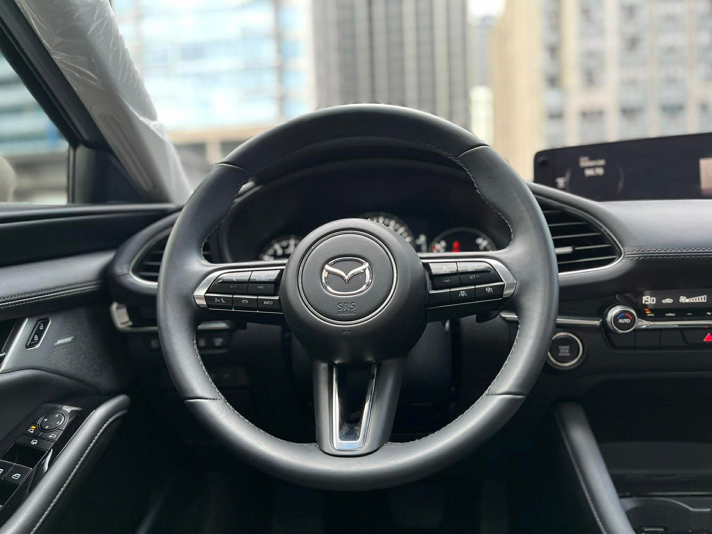 2024 Mazda 3 2.0L, Automatic, Gas                                   Hybrid