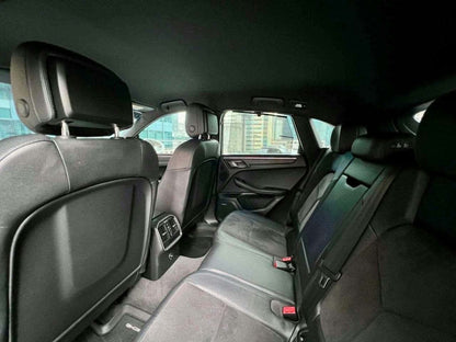 2015 Porsche Macan 2.0 Turbocharged AWD, Automatic, Gas