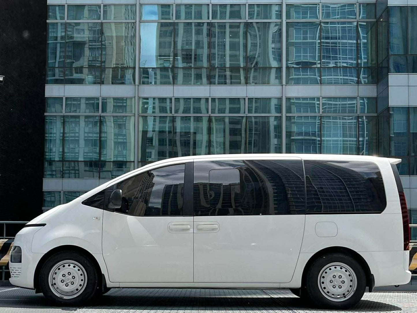 2023 Hyundai Staria Commuter 2.2 Turbo, Manual, Diesel