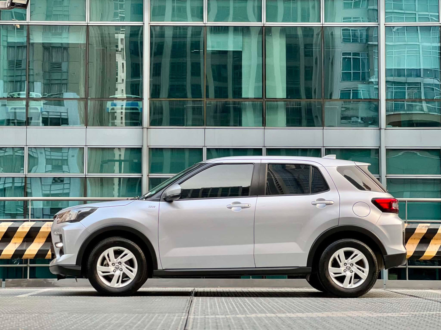 2022 Toyota Raize 1.2 E, Manual, Gas