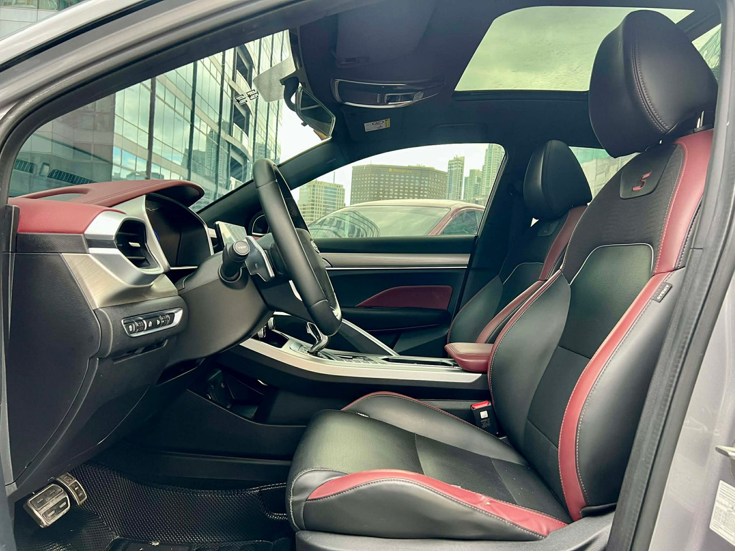 2022 Geely Coolray Sport 1.5, Automatic, Gas