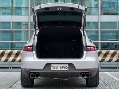 2019 Porsche Macan 2.0T Turbo, Automatic, Gas