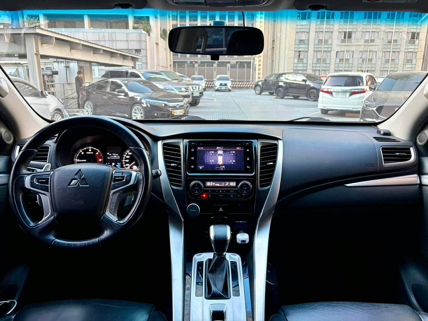 2016 Mitsubishi Montero GLS Premium 2.5, Automatic, Diesel