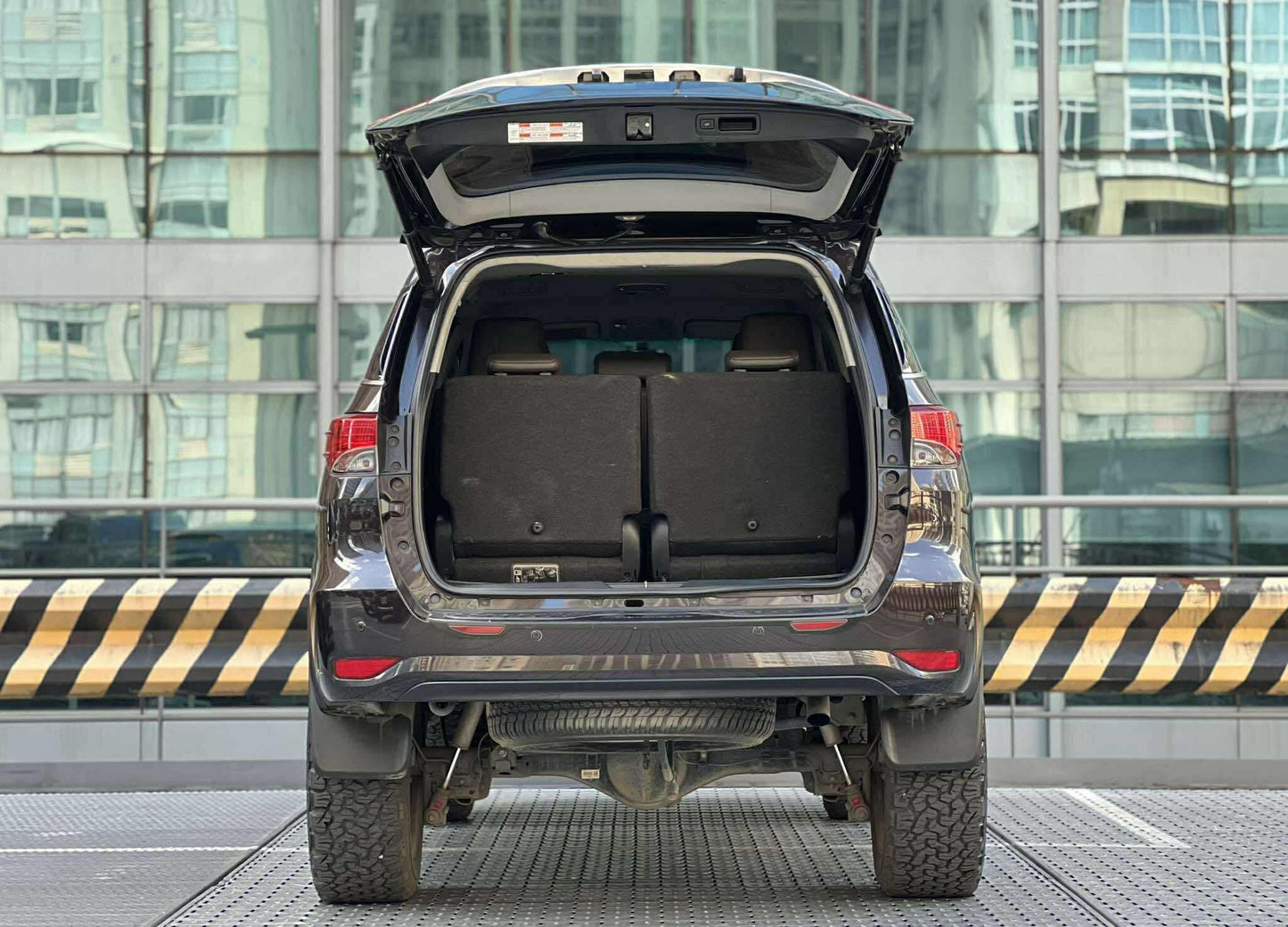 2018 Toyota Fortuner V 4x2, Automatic, Diesel