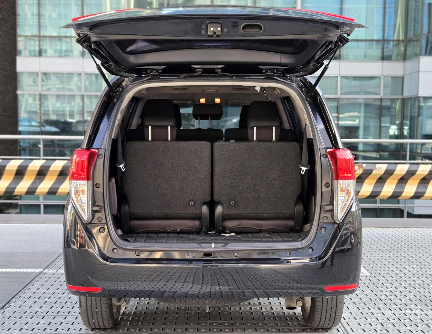 2024 Toyota Innova 2.8 XE, Automatic, Diesel