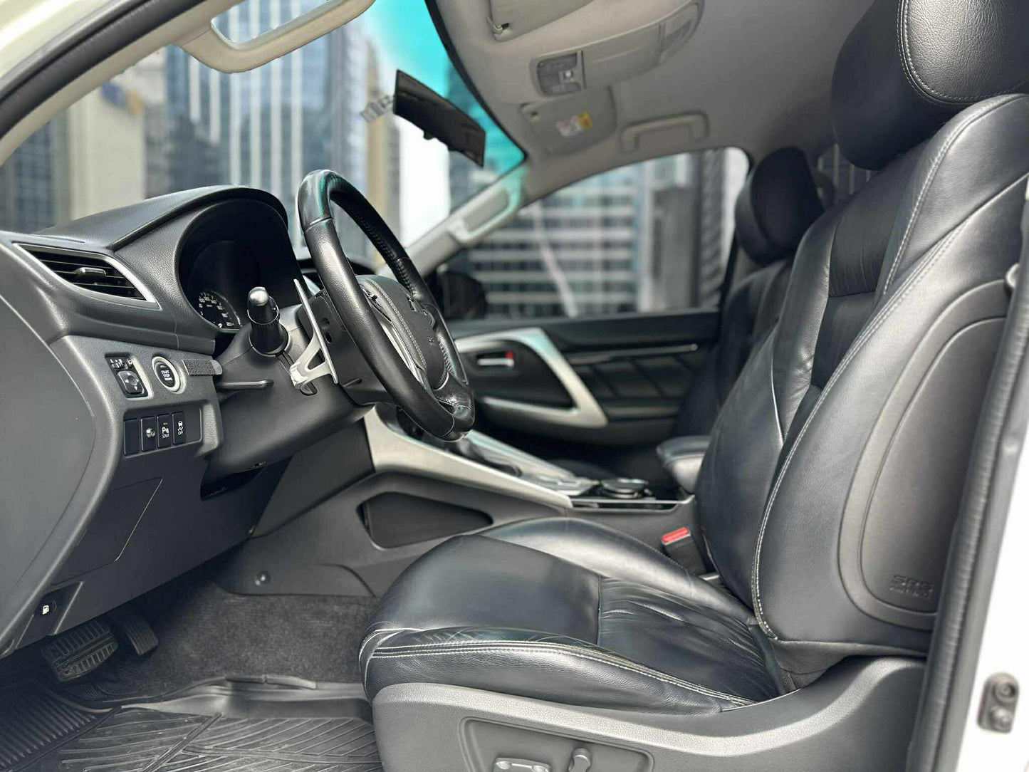 2016 Mitsubishi Montero GLS Premium 4x2, Automatic, Diesel