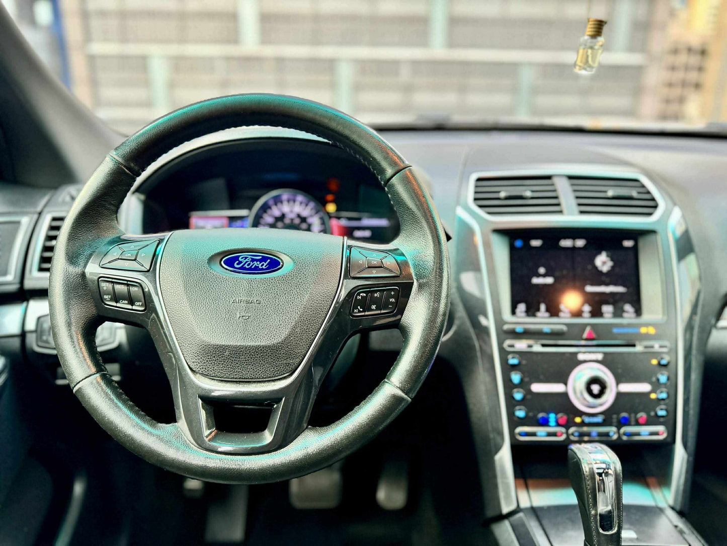 2017 Ford Explorer 2.3 Ecoboost 4x2, Automatic, Gas