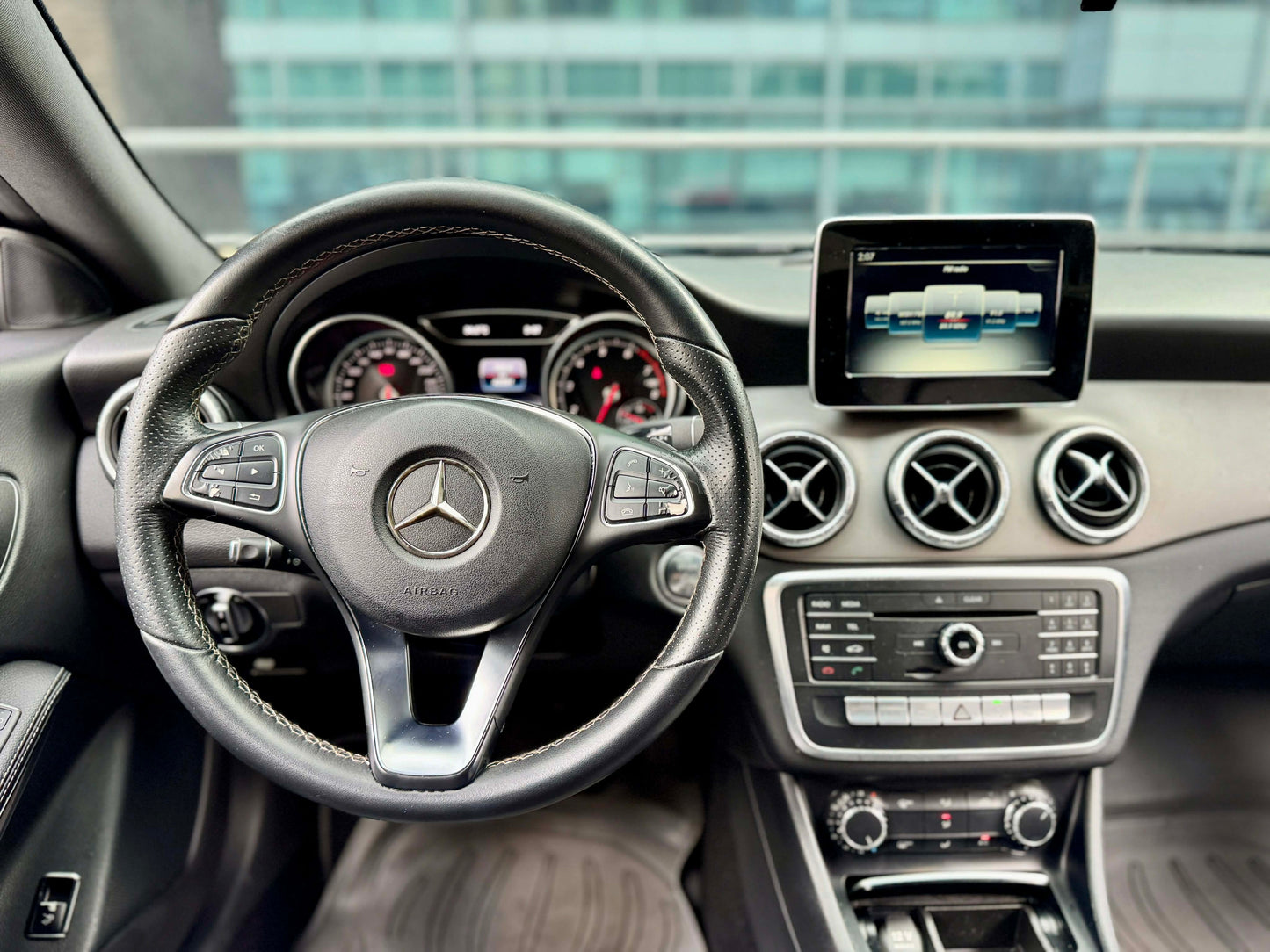 2017 Mercedes Benz CLA 180 Urban 1.5 Automatic, Gas